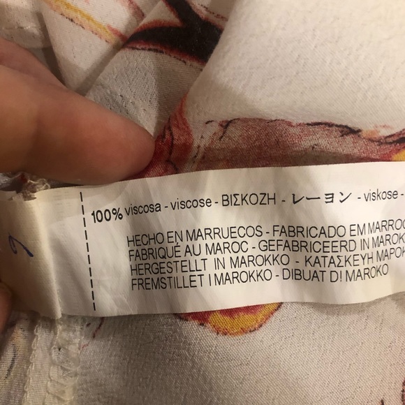 Zara blouse with ruched side. Birds sz small. - Picture 6 of 6